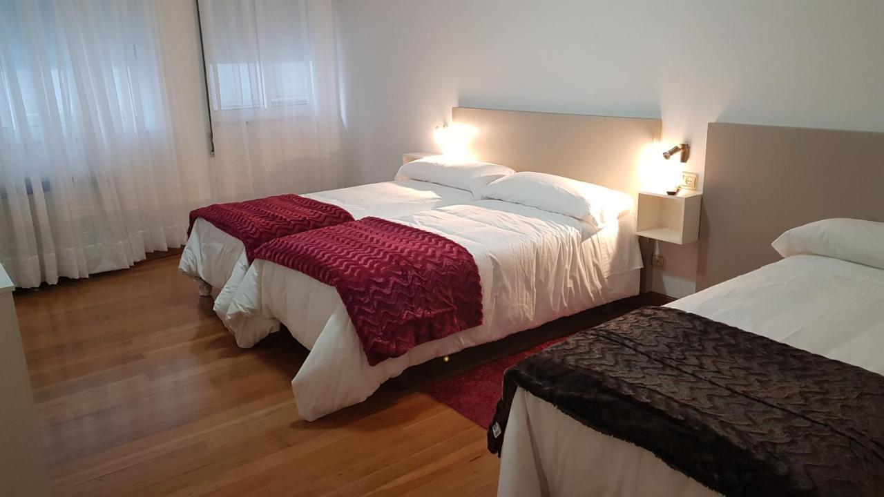 Apartamentos Shalom Ribadeo Buitenkant foto